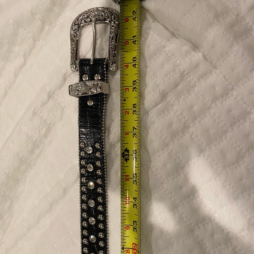 Women’s belt